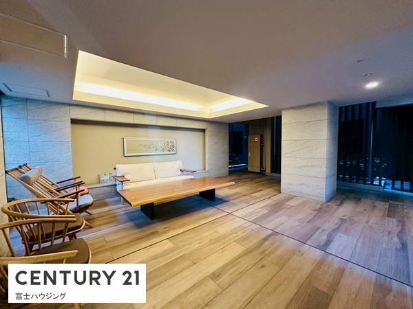 �_�ސ쌧����s�����C��3���ڂ̒��Ã}���V�����̃G���g�����X