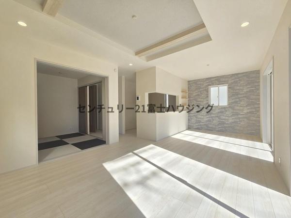 _ސ쌧spc̐VzˌẴrO