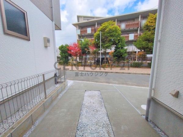 _ސ쌧s5ڂ̐VzˌĂ̑OʓH܂ތnʐ^