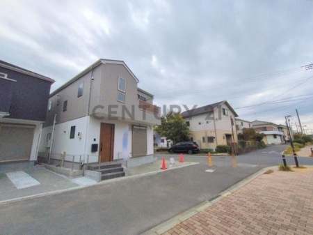 _ސ쌧s5ڂ̐VzˌĂ̑OʓH܂ތnʐ^