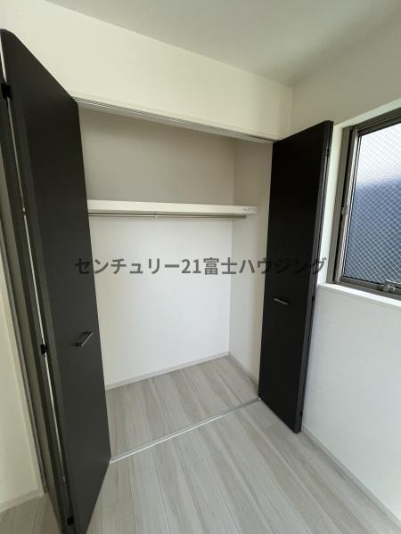 �_�ސ쌧������s���5���ڂ̐V�z��ˌ��Ă̎��[