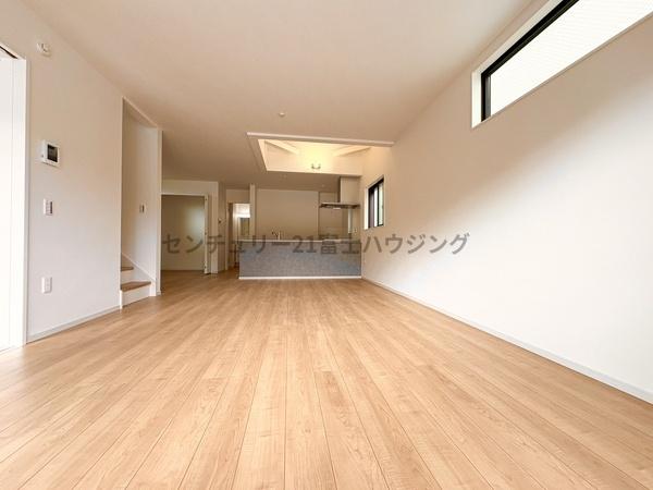 _ސ쌧s2ڂ̐VzˌẴrO