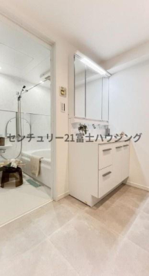 _ސ쌧qsD5ڂ̒Ã}V̐ʑEʏ