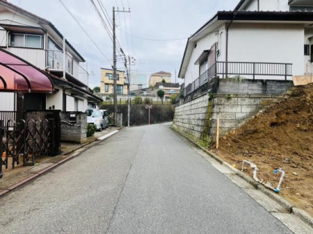 _ސ쌧qsz1ڂ̐VzˌĂ̑OʓH܂ތnʐ^