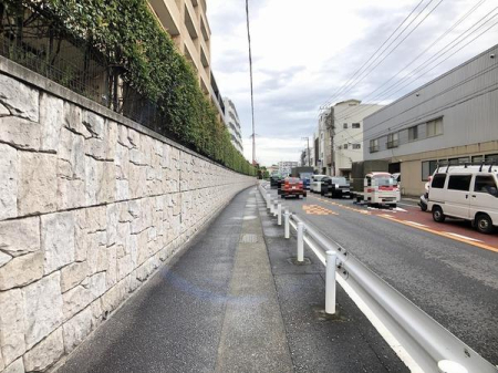 �_�ސ쌧����s�勘3���ڂ̒��Ã}���V�����̂��̑����n