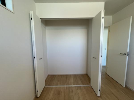 �_�ސ쌧������s�{��5���ڂ̐V�z��ˌ��Ă̎��[