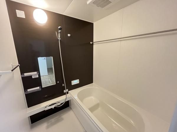 �_�ސ쌧������s�{��5���ڂ̐V�z��ˌ��Ă̗���