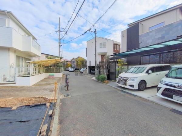 _ސ쌧s2ڂ̓yn̑OʓH܂ތnʐ^