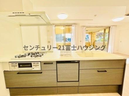 �_�ސ쌧����s�勘3���ڂ̒��Ã}���V�����̃L�b�`��