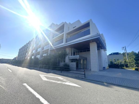 �_�ސ쌧����s�ғ����C��2���ڂ̒��Ã}���V�����̌��n�O�ώʐ^