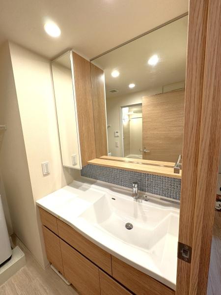 �_�ސ쌧����s�ғ����C��2���ڂ̒��Ã}���V�����̐��ʑ�E���ʏ�