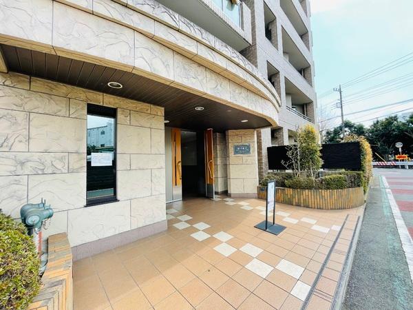 �_�ސ쌧����s�P�s��2���ڂ̒��Ã}���V�����̃G���g�����X