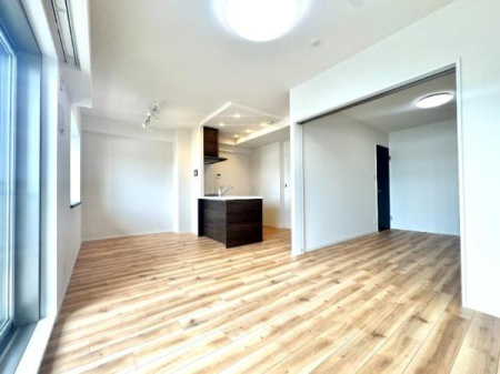 �_�ސ쌧����s�P�s��2���ڂ̒��Ã}���V�����̃��r���O