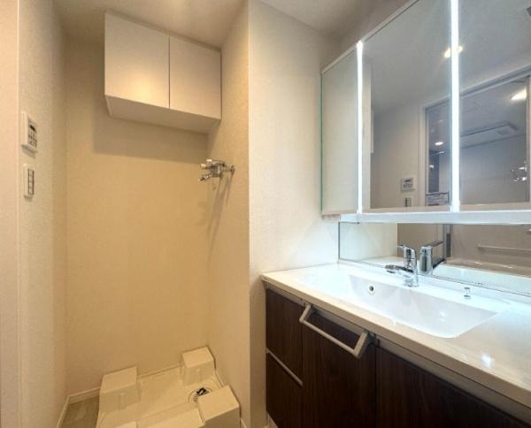 �_�ސ쌧����s�P�s��2���ڂ̒��Ã}���V�����̐��ʑ�E���ʏ�