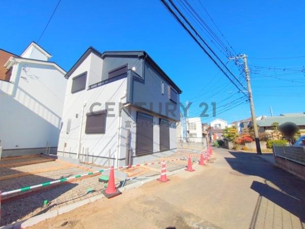 �_�ސ쌧������s�����u2���ڂ̐V�z��ˌ��Ă̑O�ʓ��H�܂ތ��n�ʐ^