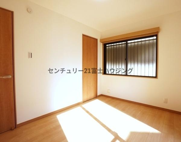 �_�ސ쌧������s�l�V���̒��È�ˌ��Ă̗m��