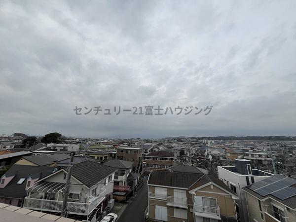 �_�ސ쌧������s���a�c2���ڂ̒��Ã}���V�����̏Z�˂���̒��]�ʐ^