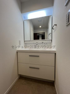 �_�ސ쌧������s���a�c2���ڂ̒��Ã}���V�����̐��ʑ�E���ʏ�