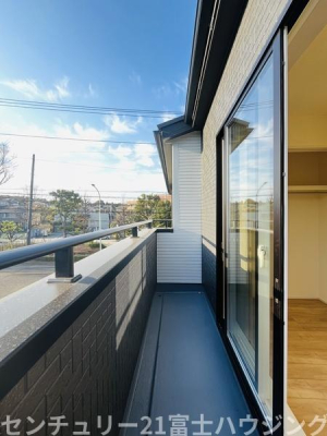 �_�ސ쌧����s�����̐V�z��ˌ��Ẵo���R�j�[