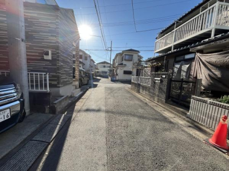 _ސ쌧s̐VzˌĂ̑OʓH܂ތnʐ^