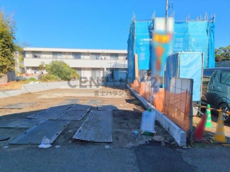 �_�ސ쌧������s���C�ݓ�4���ڂ̐V�z��ˌ��Ă̂��̑����n