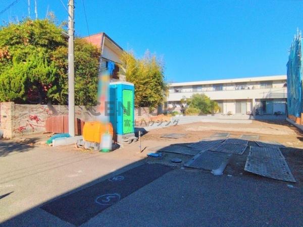 �_�ސ쌧������s���C�ݓ�4���ڂ̐V�z��ˌ��Ă̂��̑����n