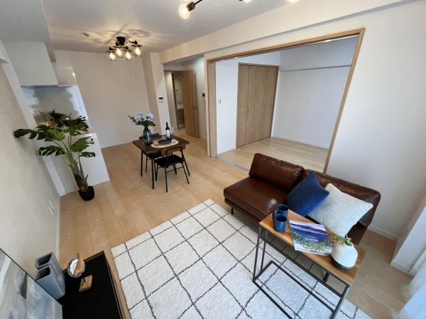 �_�ސ쌧����s�А��C��2���ڂ̒��Ã}���V�����̃��r���O