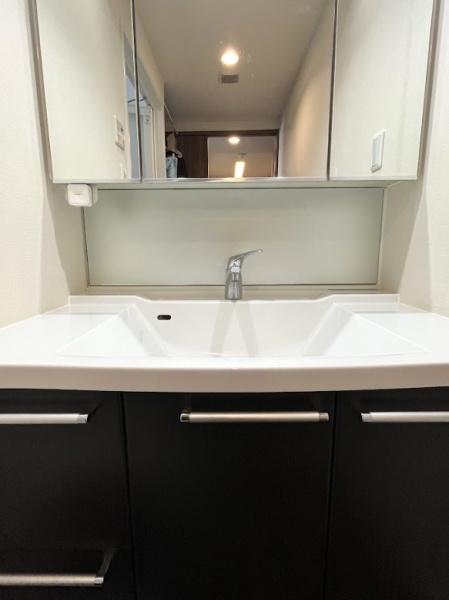 �_�ސ쌧���Ԏs�΃P�u4���ڂ̒��Ã}���V�����̐��ʑ�E���ʏ�