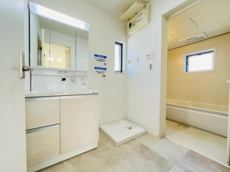 �_�ސ쌧������s���c1���ڂ̒��È�ˌ��Ă̐��ʑ�E���ʏ�