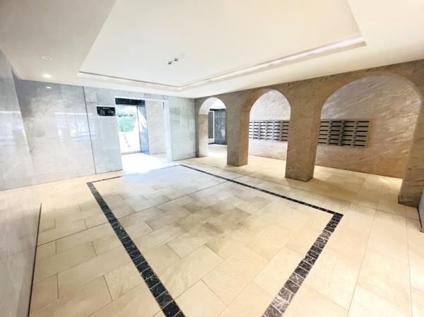 �_�ސ쌧���l�s��q��X6���ڂ̒��Ã}���V�����̃G���g�����X