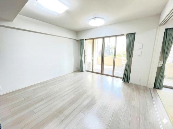 �_�ސ쌧���l�s��q��X6���ڂ̒��Ã}���V�����̃��r���O