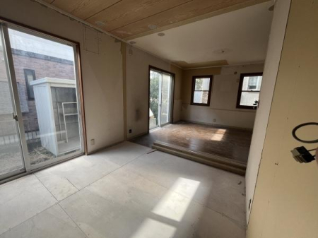 �_�ސ쌧����s�ΐ�3���� 31-16�̒��È�ˌ��Ẵ��r���O