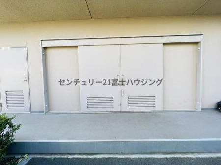 �_�ސ쌧����s�얼�̒��Ã}���V�����̂��̑����n