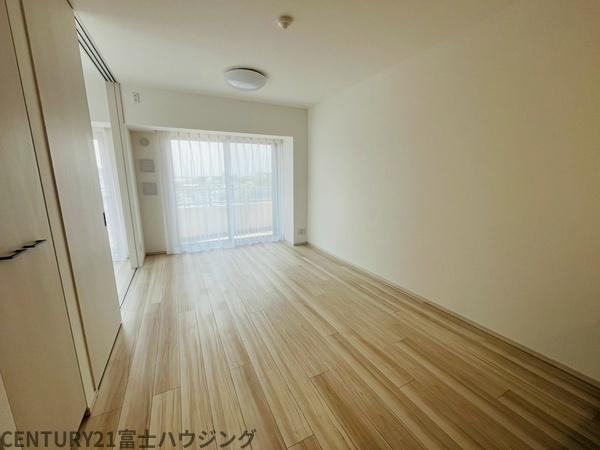 �_�ސ쌧����s�А�4���ڂ̒��Ã}���V�����̃��r���O