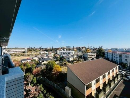 �_�ސ쌧����s���3���ڂ̒��Ã}���V�����̏Z�˂���̒��]�ʐ^