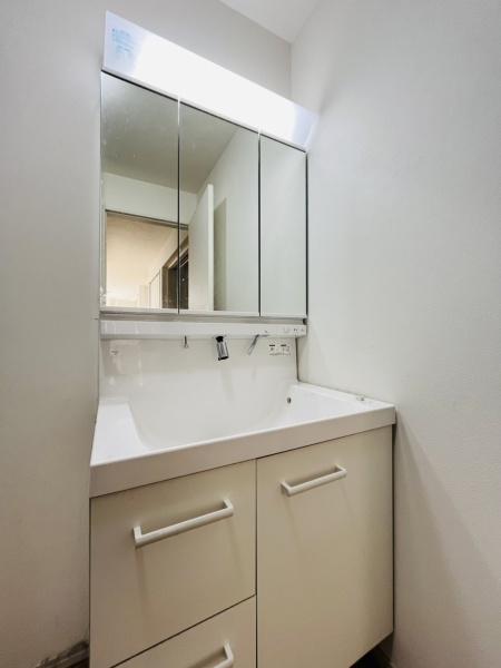 �_�ސ쌧����s�ғ����C��4���ڂ̒��È�ˌ��Ă̐��ʑ�E���ʏ�