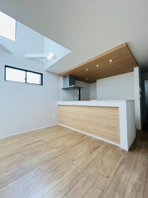 �_�ސ쌧����s�ғ����C��4���ڂ̒��È�ˌ��Ẵ��r���O