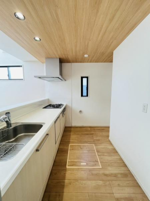 �_�ސ쌧����s�ғ����C��4���ڂ̒��È�ˌ��ẴL�b�`��