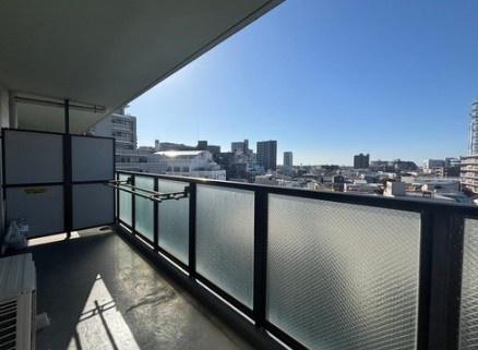 �_�ސ쌧����s����̒��Ã}���V�����̏Z�˂���̒��]�ʐ^