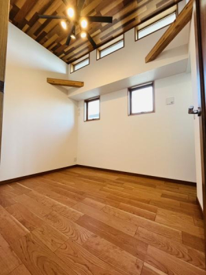 �_�ސ쌧������s�l�|3���ڂ̐V�z��ˌ��Ă̗m��