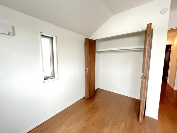 �_�ސ쌧������s�����u2���ڂ̐V�z��ˌ��Ă̎��[