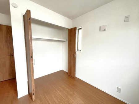 �_�ސ쌧������s�����u2���ڂ̐V�z��ˌ��Ă̎��[