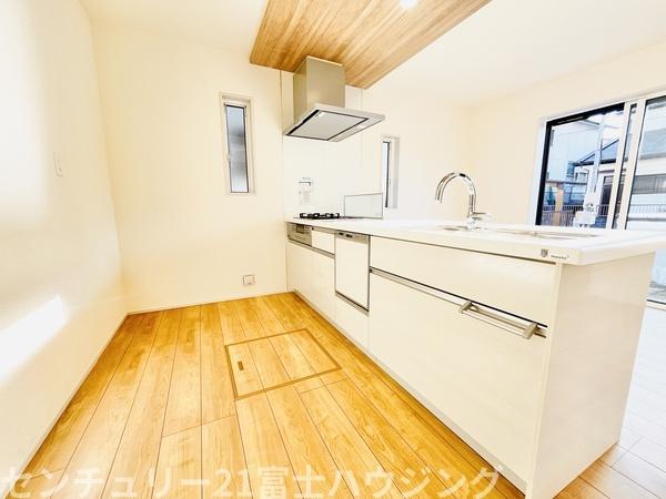 �_�ސ쌧����s�����̐V�z��ˌ��ẴL�b�`��