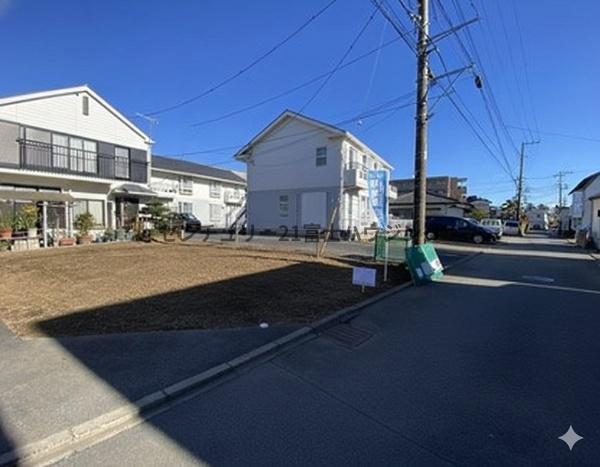 �_�ސ쌧������s�ԉH���̓y�n�̑O�ʓ��H�܂ތ��n�ʐ^