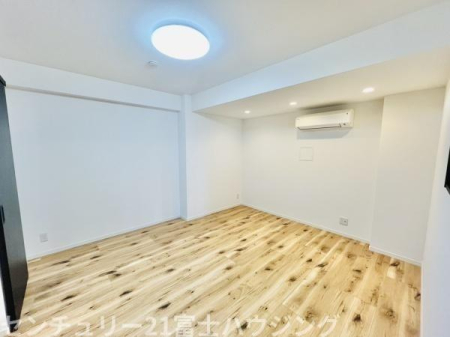 �_�ސ쌧����s�А��C��2���ڂ̒��Ã}���V�����̐Q��