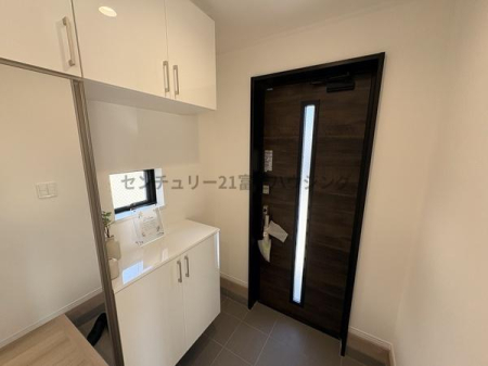 �_�ސ쌧������s������2���ڂ̐V�z��ˌ��Ă̌���