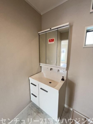 �_�ސ쌧������s����5���ڂ̐V�z��ˌ��Ă̐��ʑ�E���ʏ�