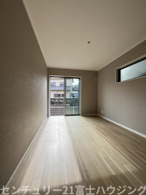 �_�ސ쌧������s����5���ڂ̐V�z��ˌ��Ă̗m��