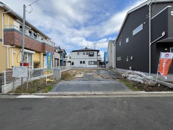 �_�ސ쌧������s����5���ڂ̓y�n�̑O�ʓ��H�܂ތ��n�ʐ^