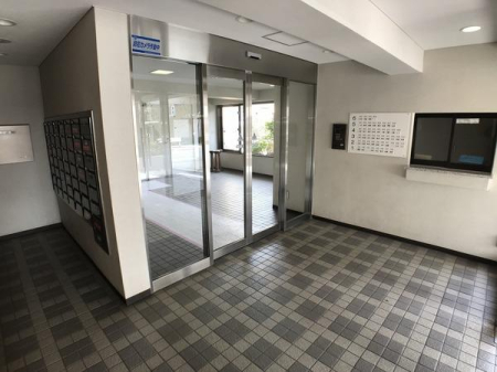 �_�ސ쌧����s������2���ڂ̒��Ã}���V�����̃G���g�����X